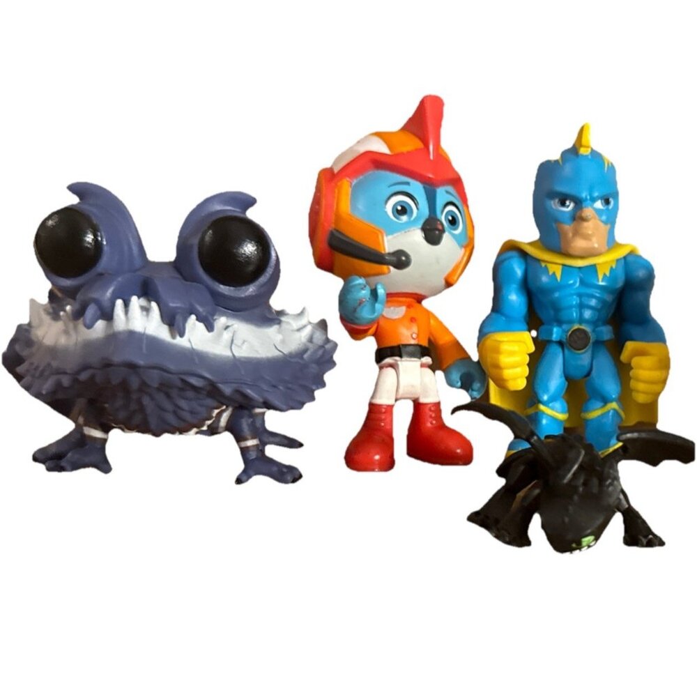 4 Toy Lot Funko POP CHUPACABRA Toothless Warrior Top Wing Swift